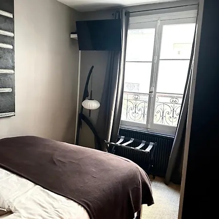 Miro Mirage Paris